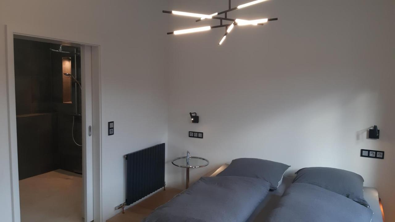 Ferienwohnungen Und Zimmer In Reutlingen-Goenningen Eksteriør billede